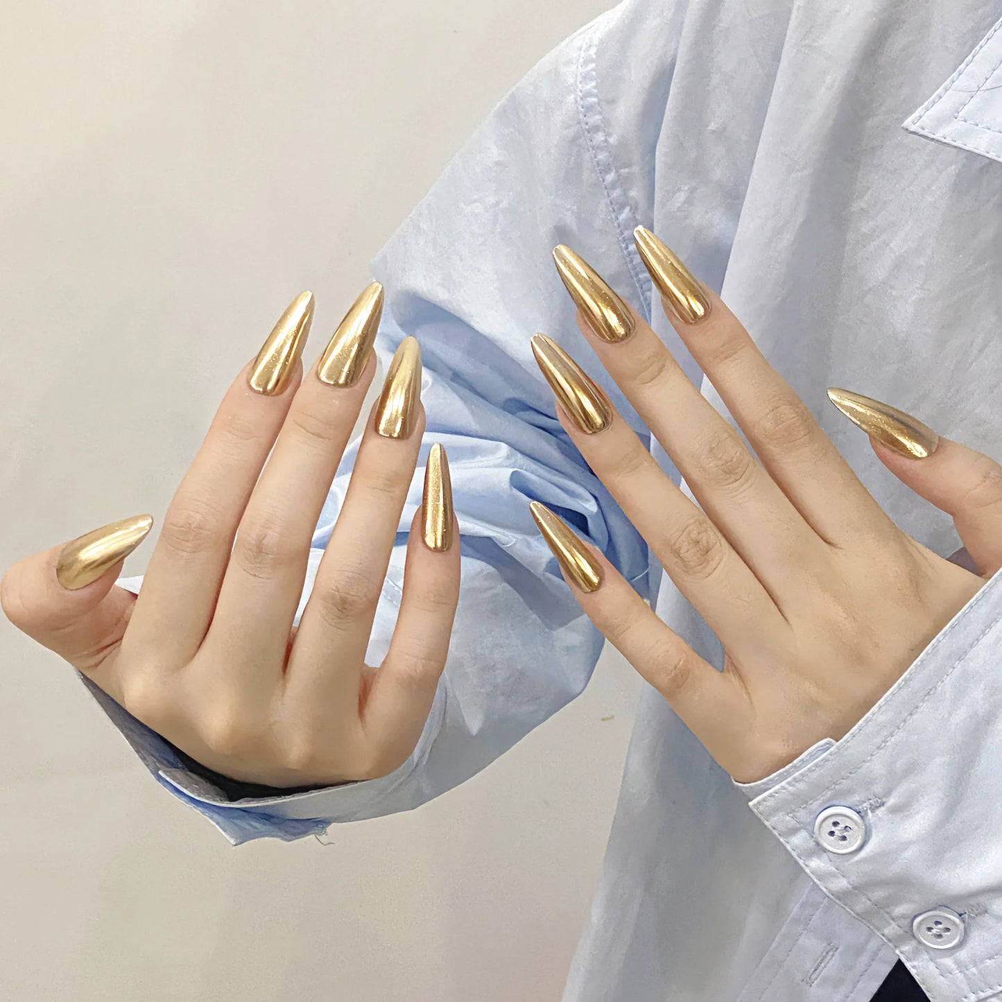 10Pcs Handmade Almond Press on Nails Champagne Gold Design