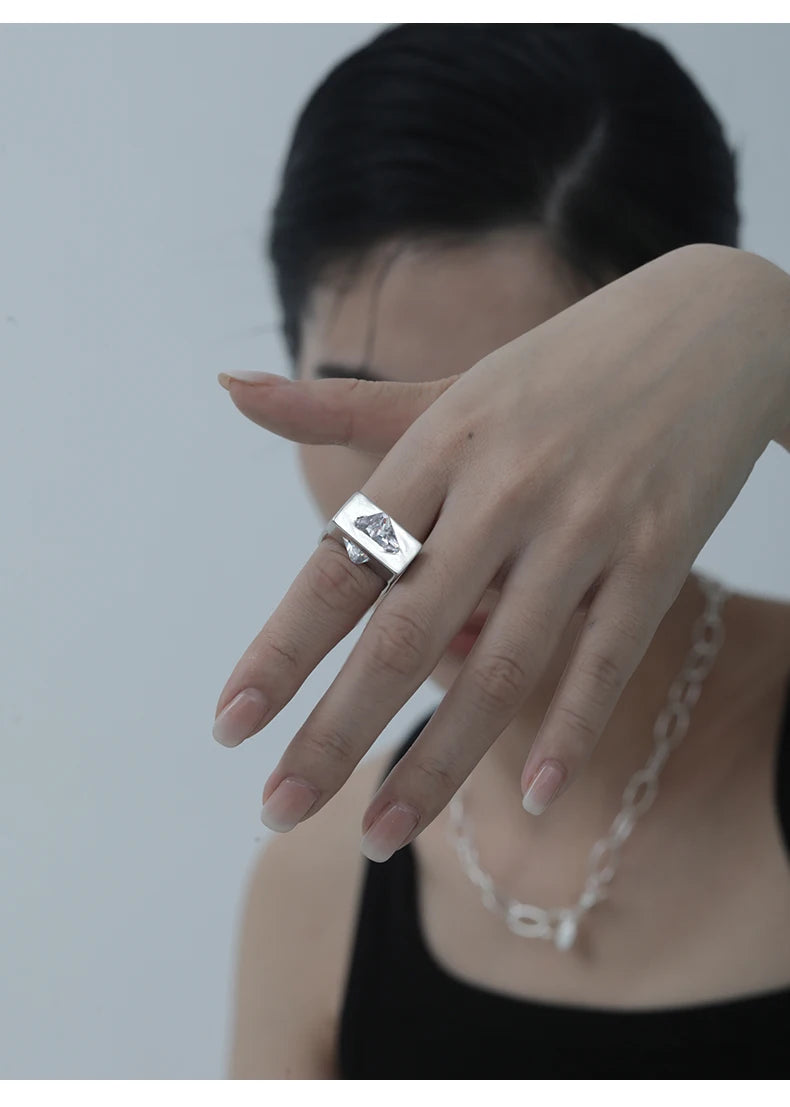 F.I.N.S Temperament Simple Geometric Wide Mid Finger Ring