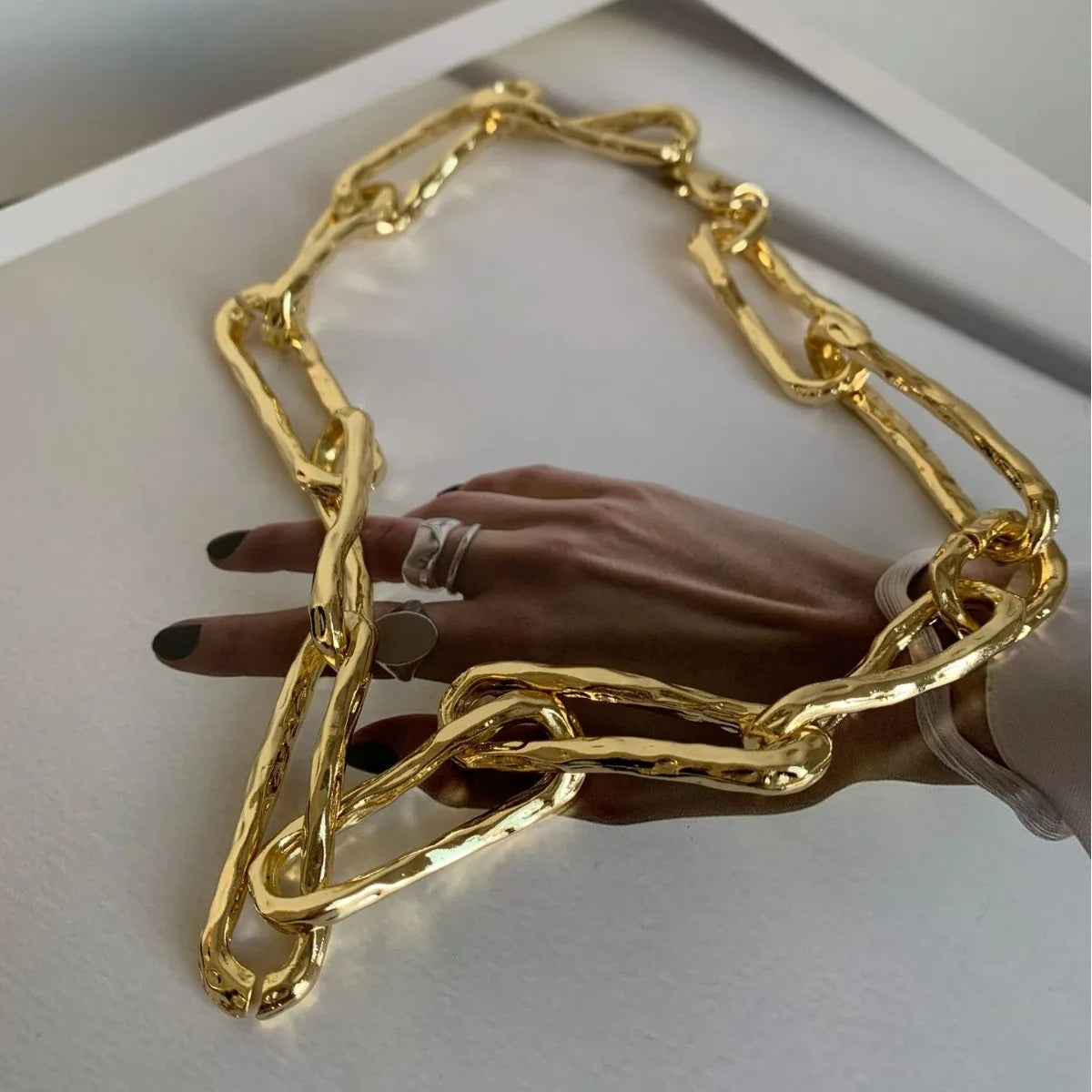 Retro Gold-plated Short Necklace