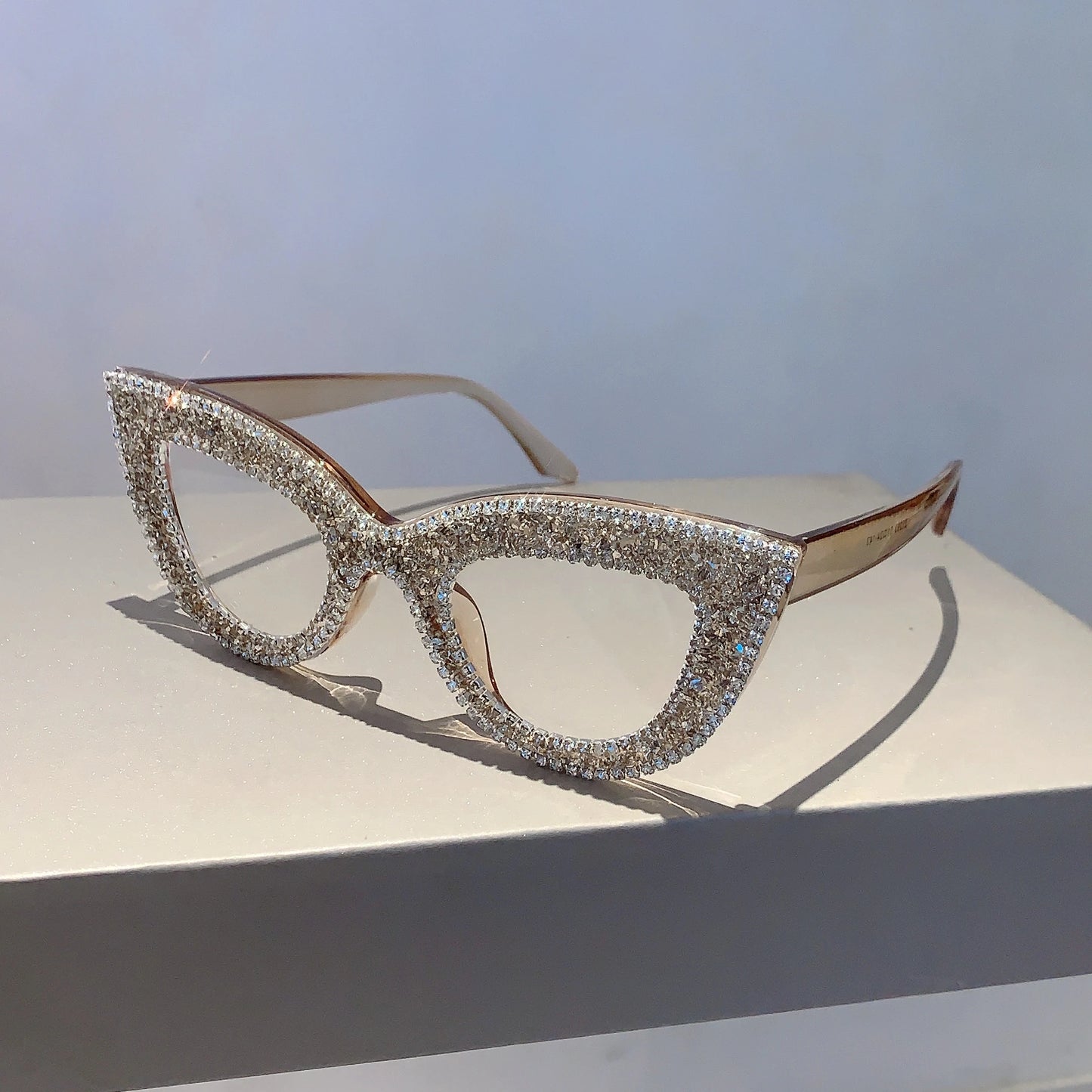 KAMMPT Cat Eye Sun Glasses - Rhinestones Eyewear