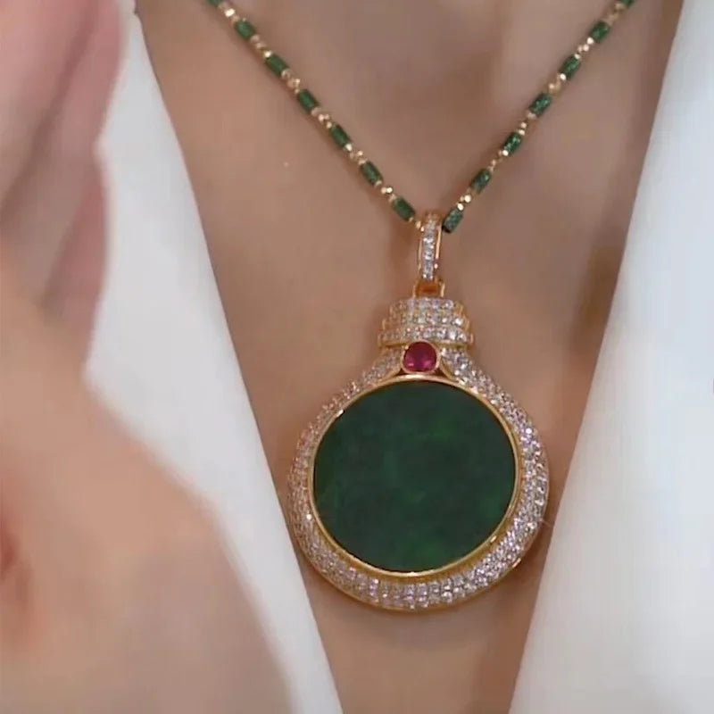 Natural green agate pendant necklace