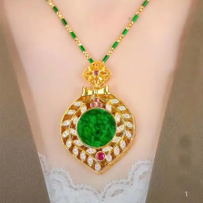 Natural green agate pendant necklace