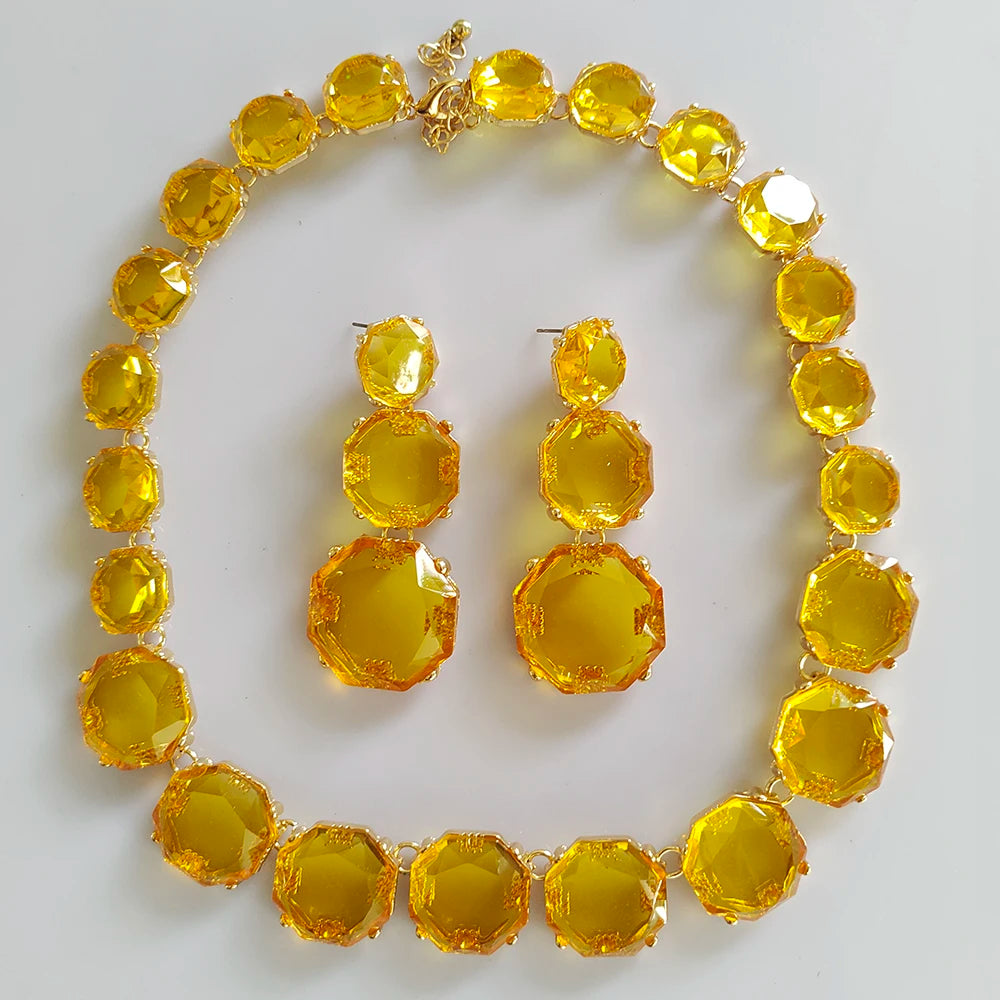 ZA Fashion Transparent Resin Large Collar Choker Necklace