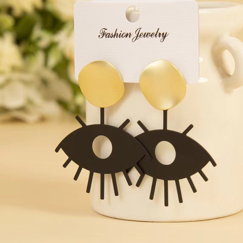 Voikukka Geometric Pendant Hollow Earrings
