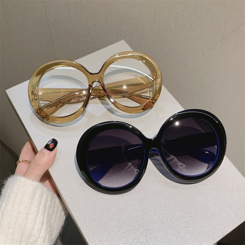 KAMMPT Oversized Round Sunglass Trendy Vintage Gradient Luxe Style