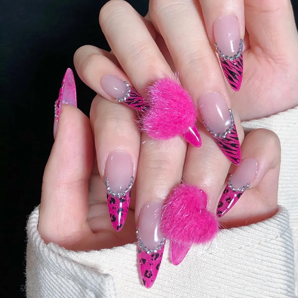 Fashion Long Pointed False French Press on Nails in 24pcs