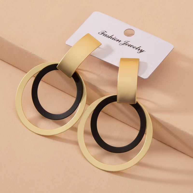 Voikukka Geometric Pendant Hollow Earrings