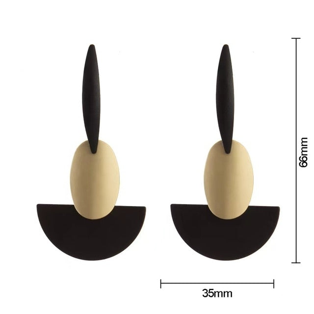 Voikukka Geometric Pendant Hollow Earrings