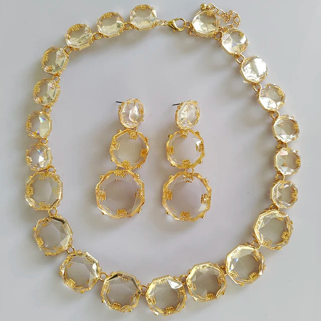 ZA Fashion Transparent Resin Large Collar Choker Necklace
