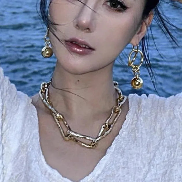 Retro Gold-plated Short Necklace