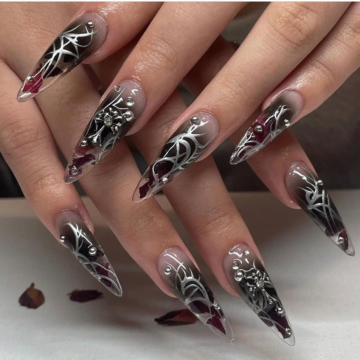 3D Red Black Gradient Halo Dyeing Long Pointed False Nails - Halloween