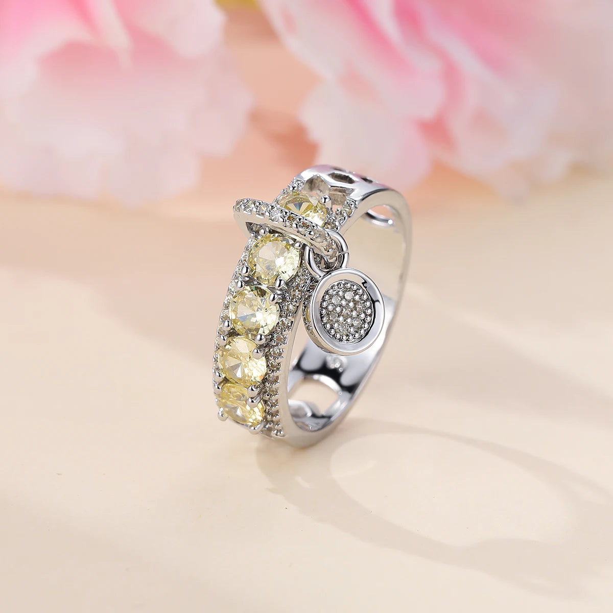 Vintage Stone Ring - Yellow