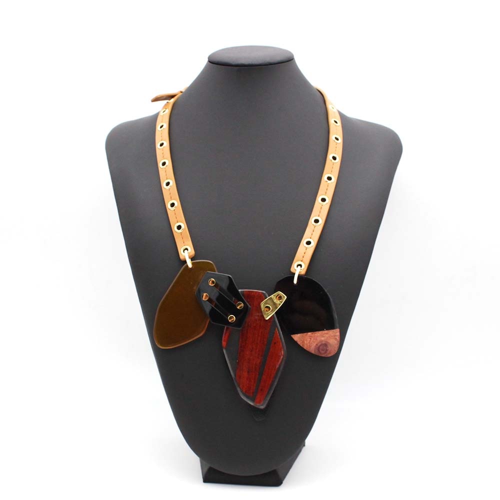 Luxury Designer Pendant Acrylic Metal Choker  Leather Necklace
