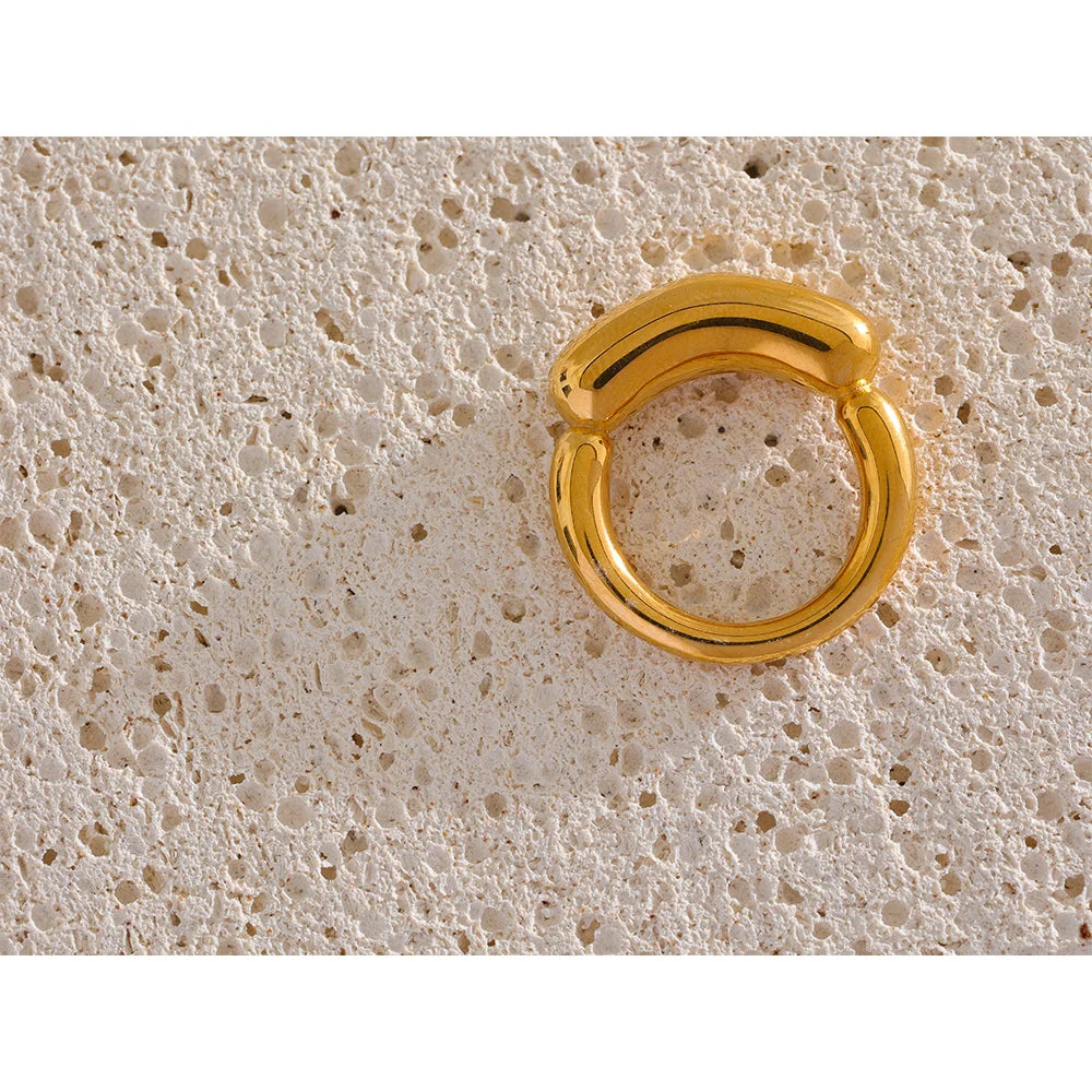 Yhpup Minimalist Gold Color Stainless Steel Cast Waterproof Fashion Ring