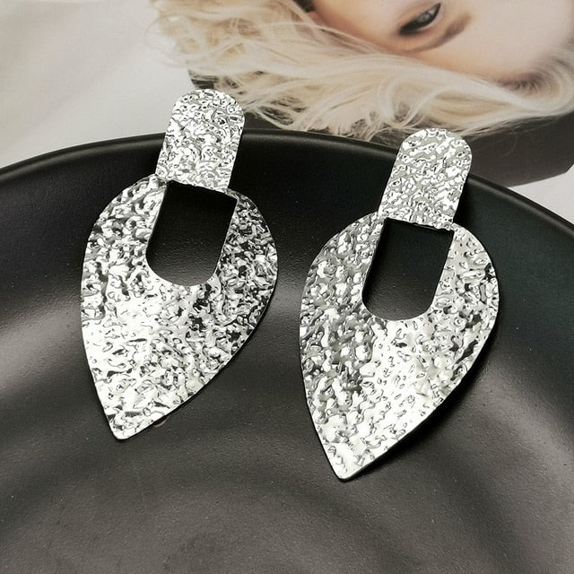 MANILAI Irregular Metal Stud Earrings